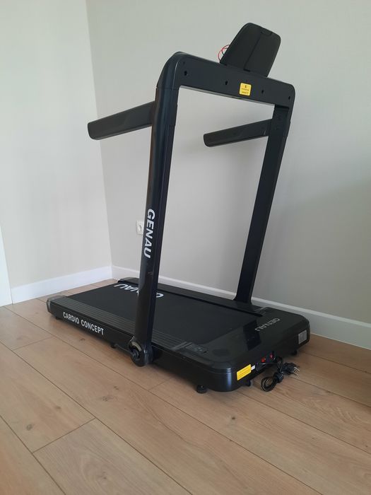 Срочно..Из за переезда.Беговая дорожка.