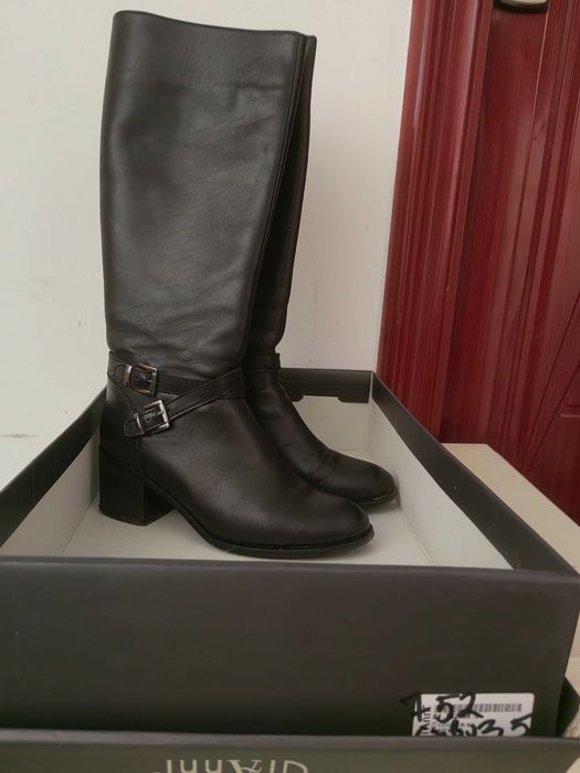 Ботуши от естествена кожа на марката GiAnni