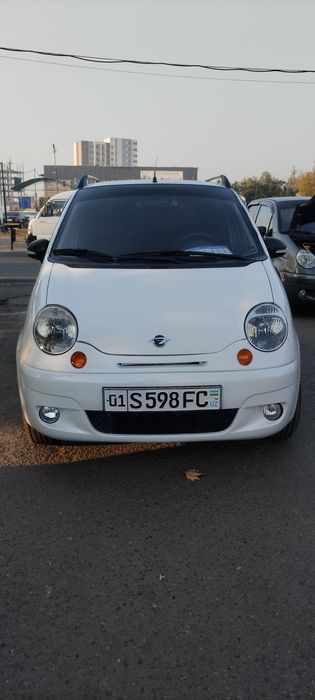 2009 avtamat 158000 km benzin holati ideal