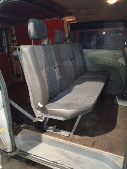 Se vinde Mercedes Vito