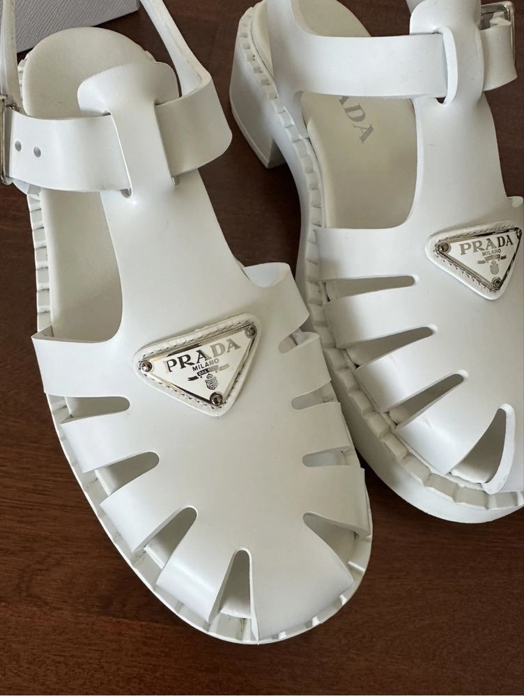 Дамски сандали Prada