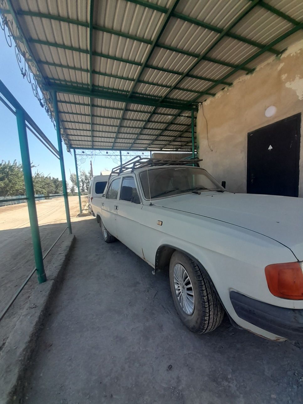 Газ 31029 прицепи билан бирга сотилади .