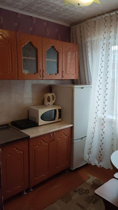 1 ком квартира по часовой, посуточно для одной Пары. Не для компаний.