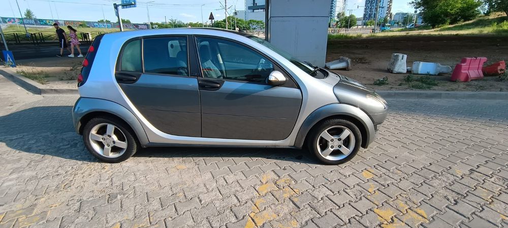 Vand Smart  ForFour Benzina 1.3