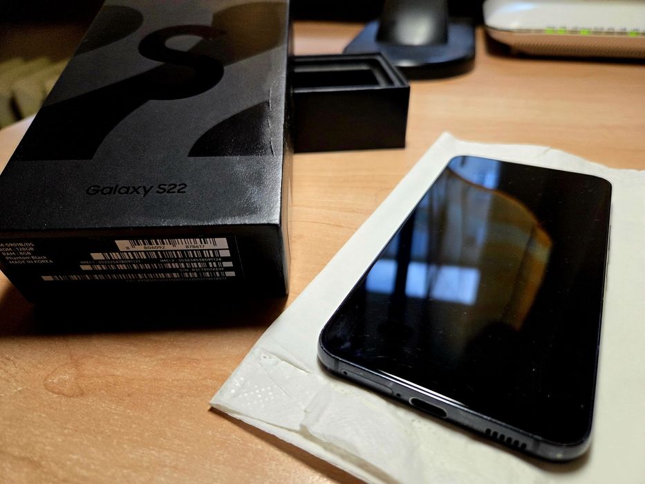 Samsung s22 128 gb ( Negru )