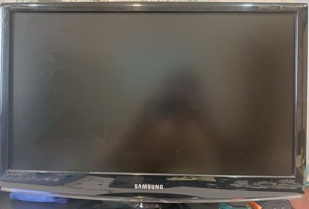 Монитор Samsung 2333HD