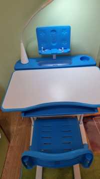 Set birou și scaun reglabil pe înălțime pentru copii cu varsta intre 4