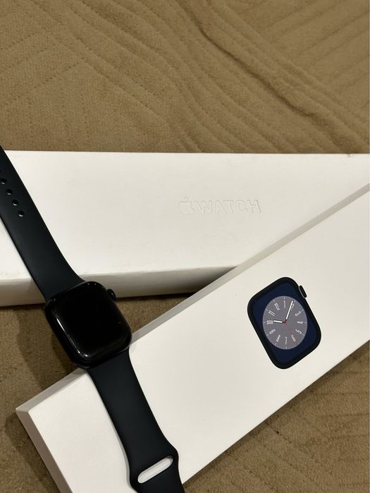 Apple watch 8 series