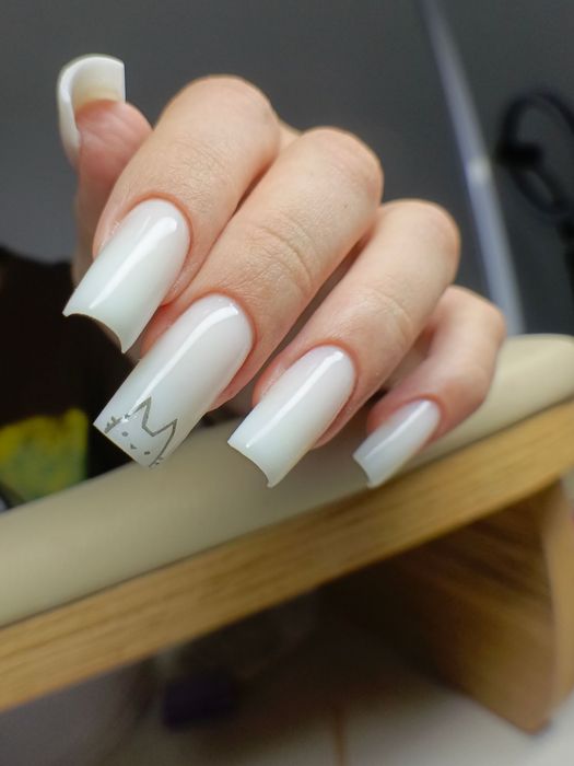 Приглашаю девушек на маникюр, педикюр, мастер с опытом работы