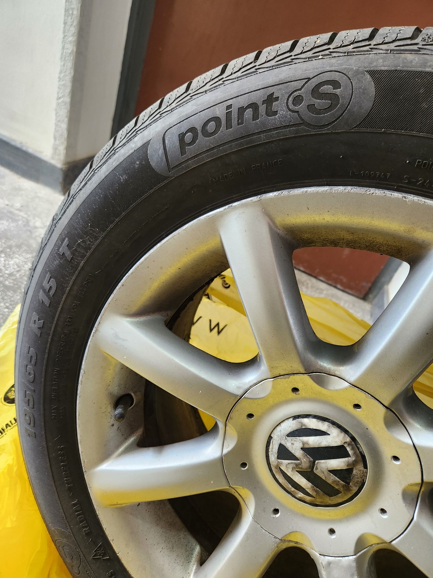 Джанти и гуми VW зимни и летни 195/65/15