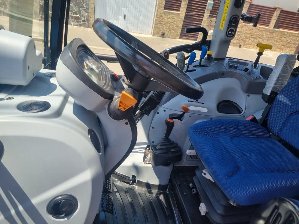 Tractor New holland t5.95