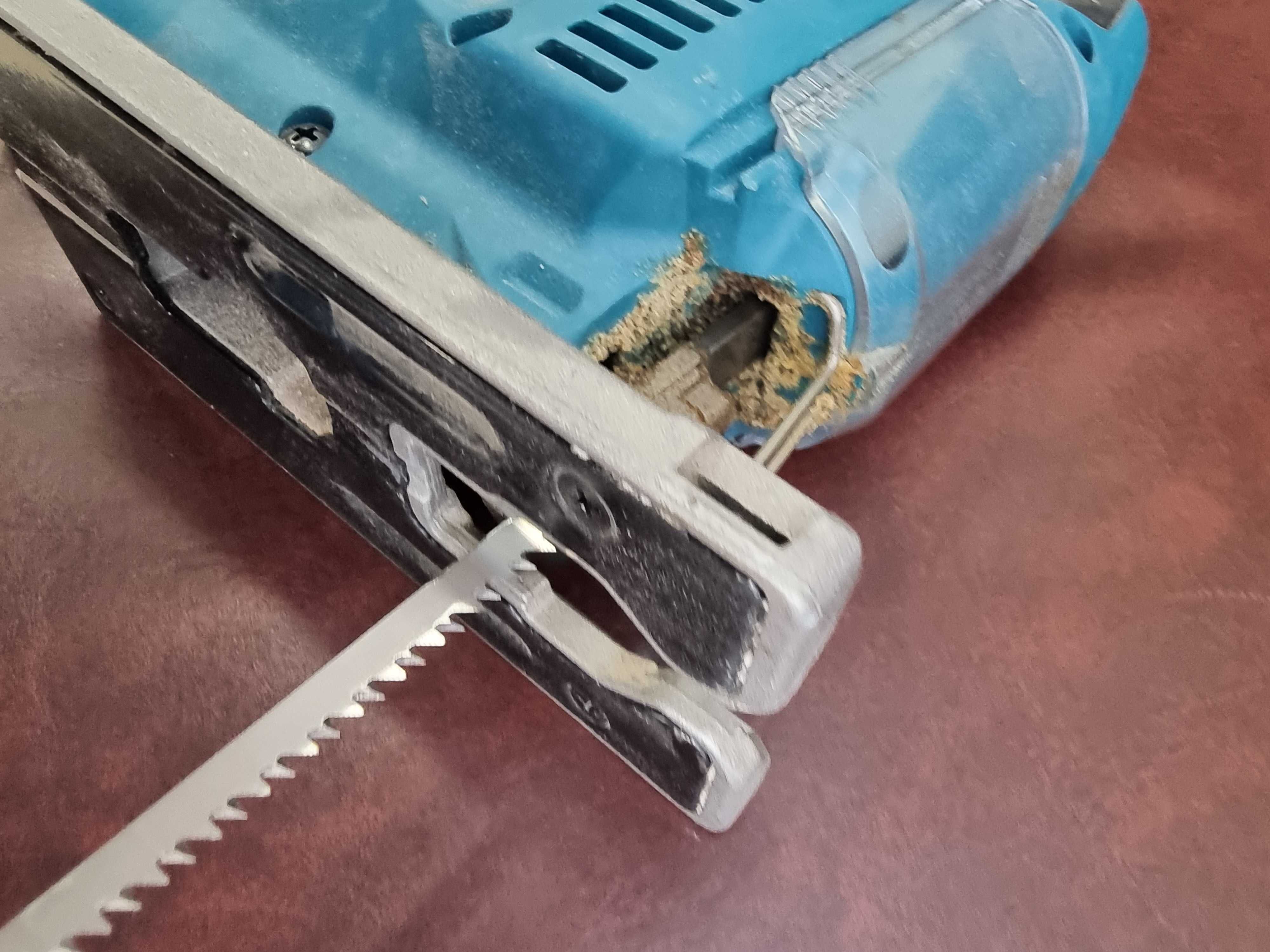 Електрически прободен трион Makita 4329 - Зеге 450 W