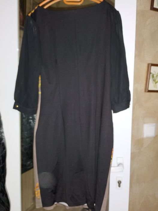 Еластична рокля 42 размер