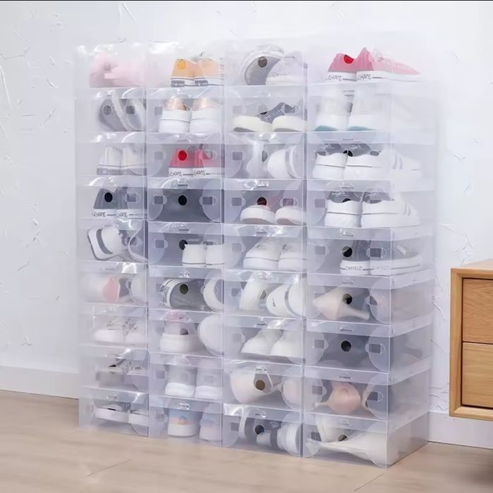 Vand cutii transparente pentru pantofi si incaltaminte