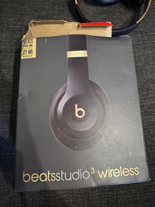 Casti beats3 cu radio