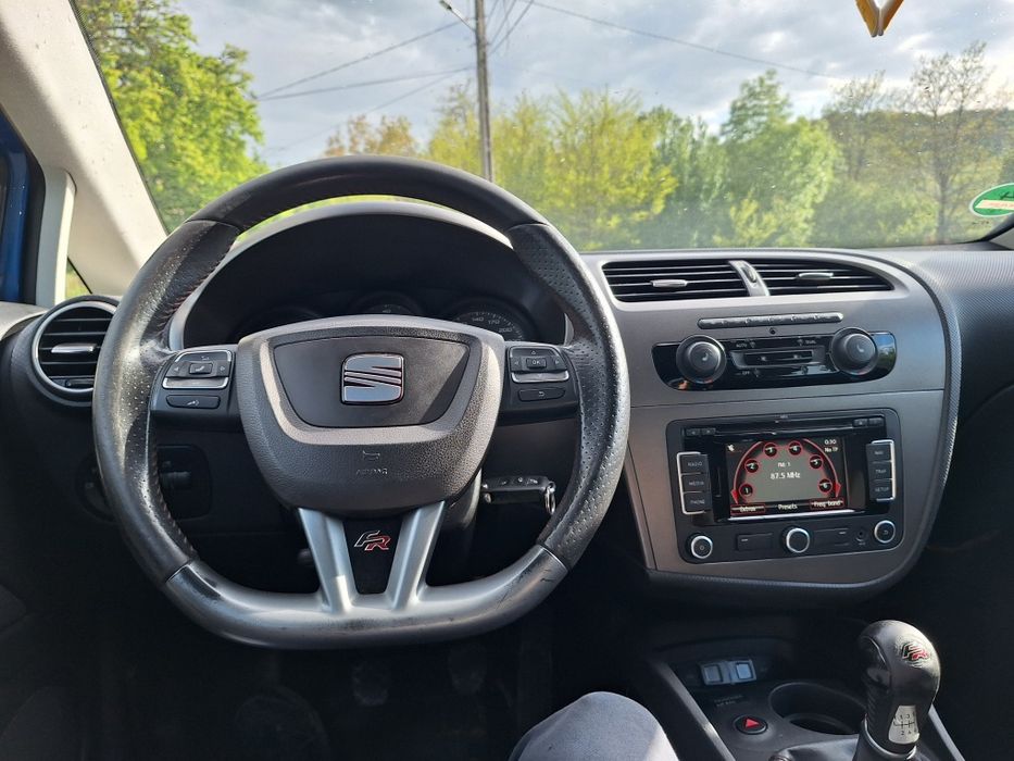 Vand  seat leon fr pret negociabil