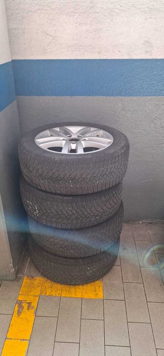 4 броя 16"  ляти джанти 5х112  за VW със зимни гуми