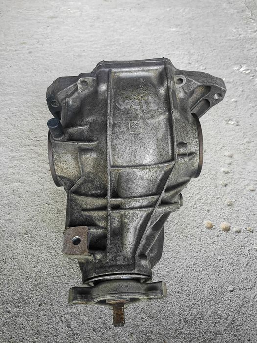 Grup diferential spate Mercedes E Class W213 A2133504507 Raport 2.473