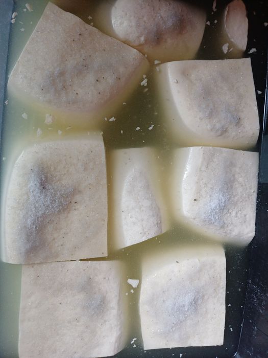 De vânzare Brânză de vacă Proaspătă sau mai sărată