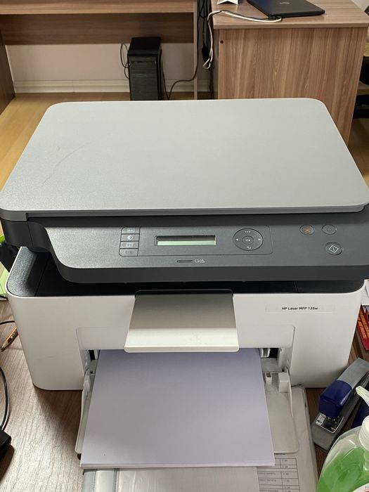 HP Laser MFP 135w