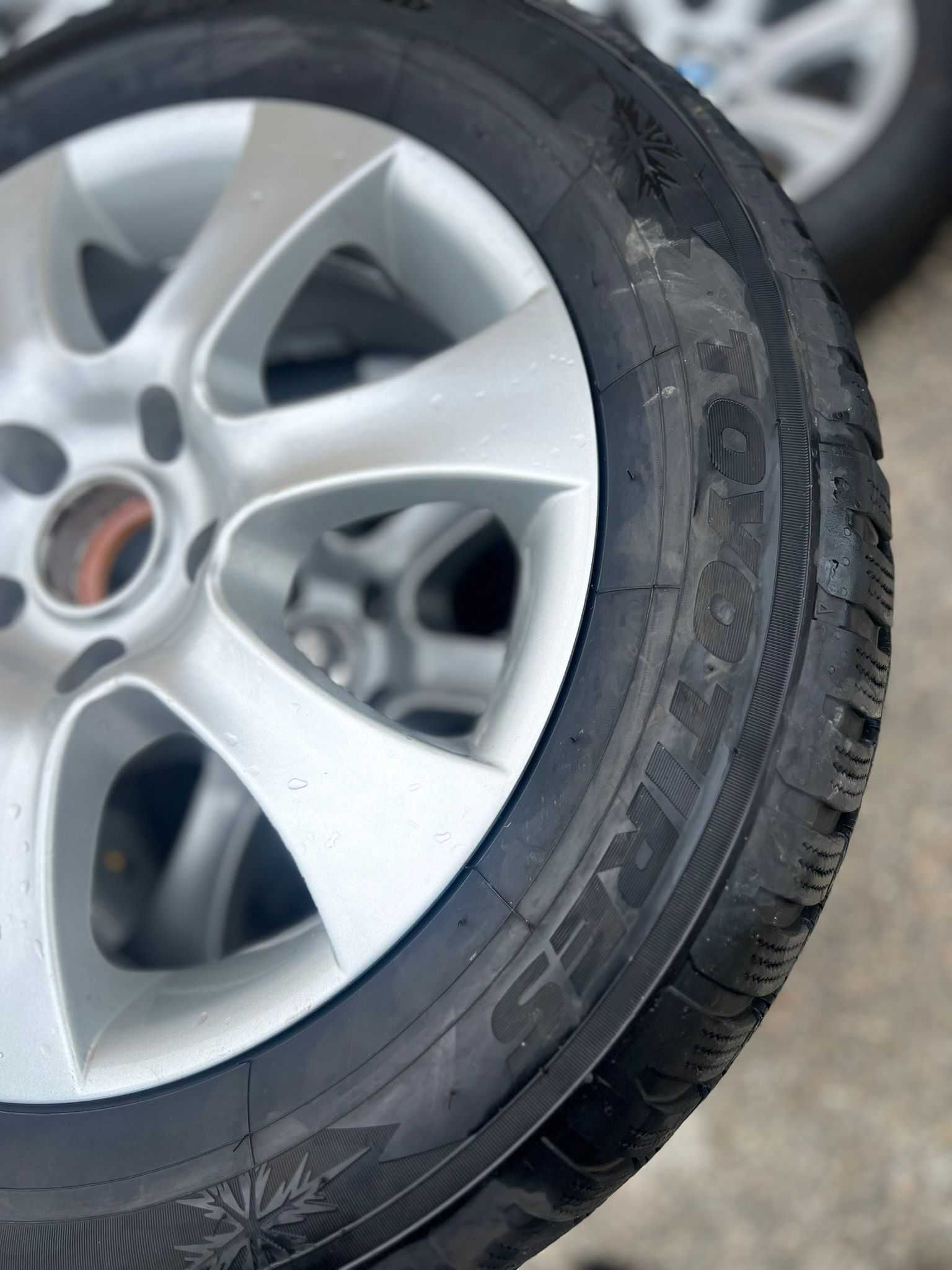Зимни гуми 205 60 16 Toyo DOT 3523 грайфер 6.5мм