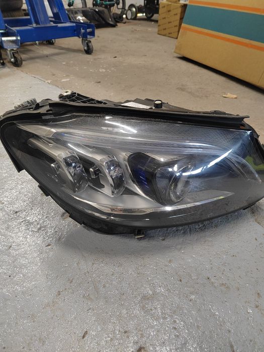Лед фар десен w 205