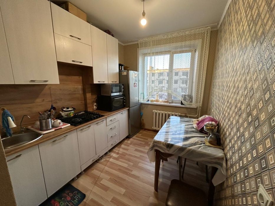 Продам квартиру в МКР
