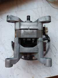 Двигатель стиральной машины Indesit (3 кг)