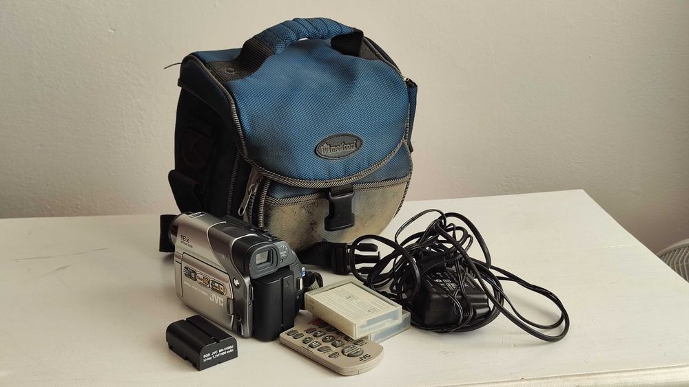 Cameră video camcorder JVC