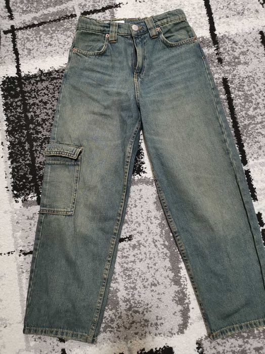 Дънки на Zara и H&M