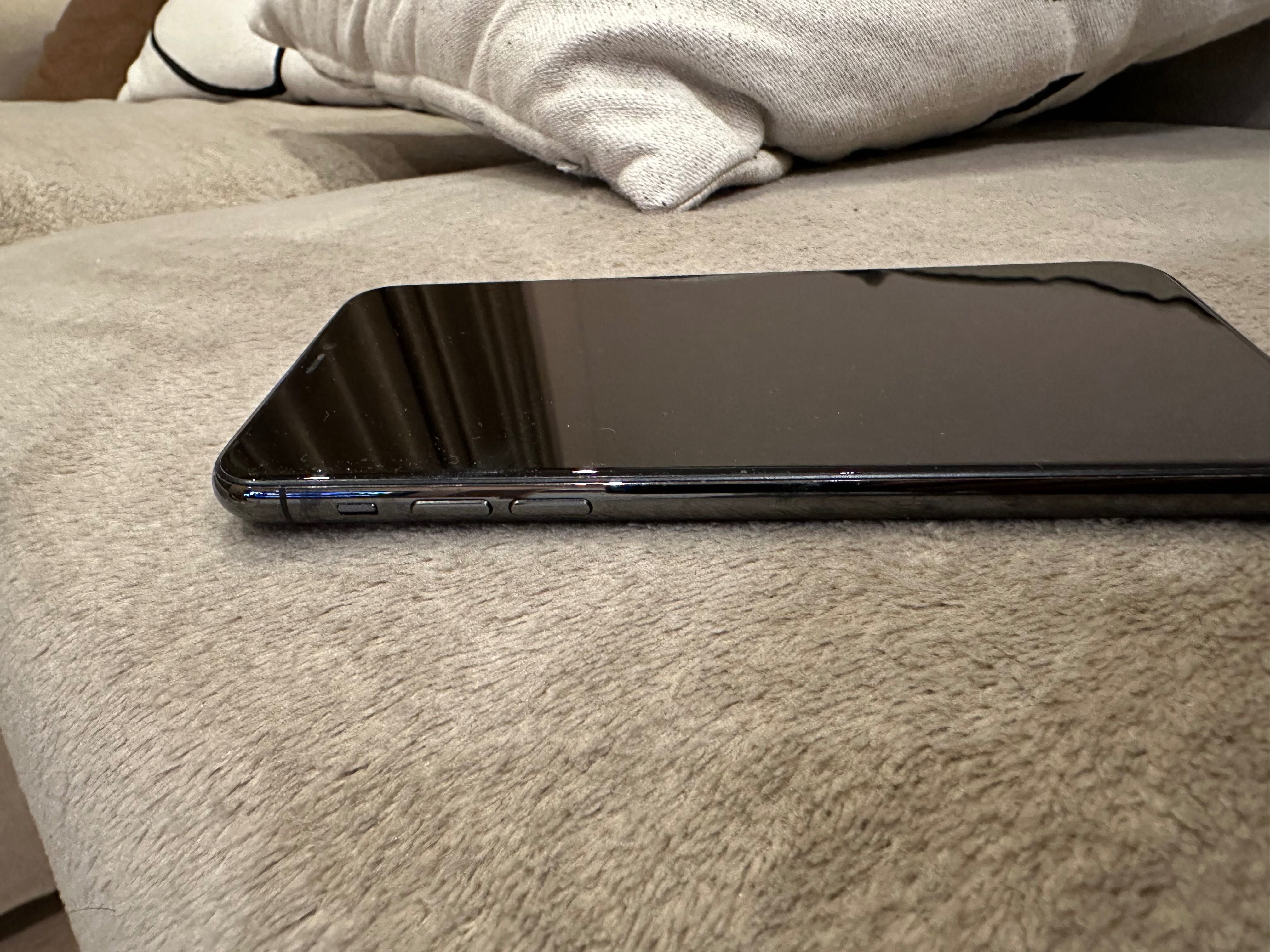 iPhone 11 Pro max