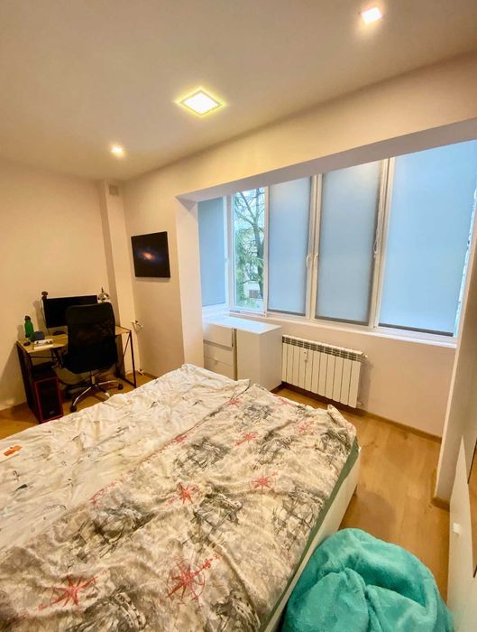 Дава се под наем Тристаен апартамент в София, Изток - 73 кв.м за 663 € - Снимка #1