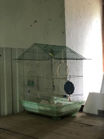 Клетка для птиц попугаев