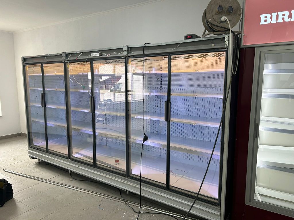 Vitrine frigorifice ieftine montaj gratis