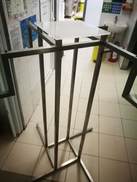 Suport pentru  umerașe