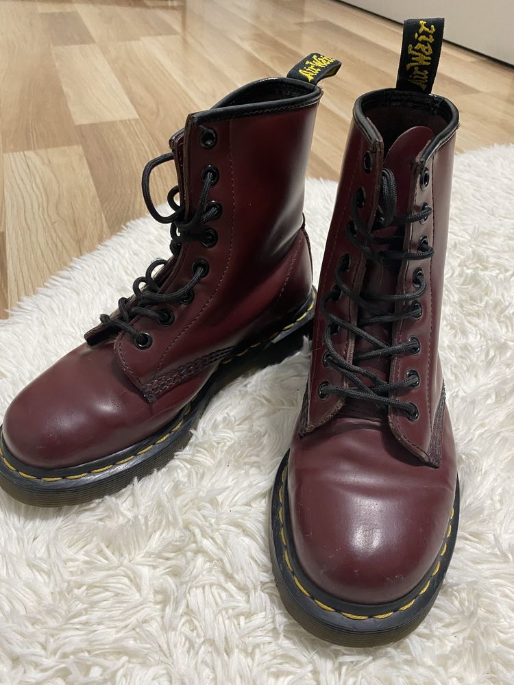 Bocanci Doc Martens 35