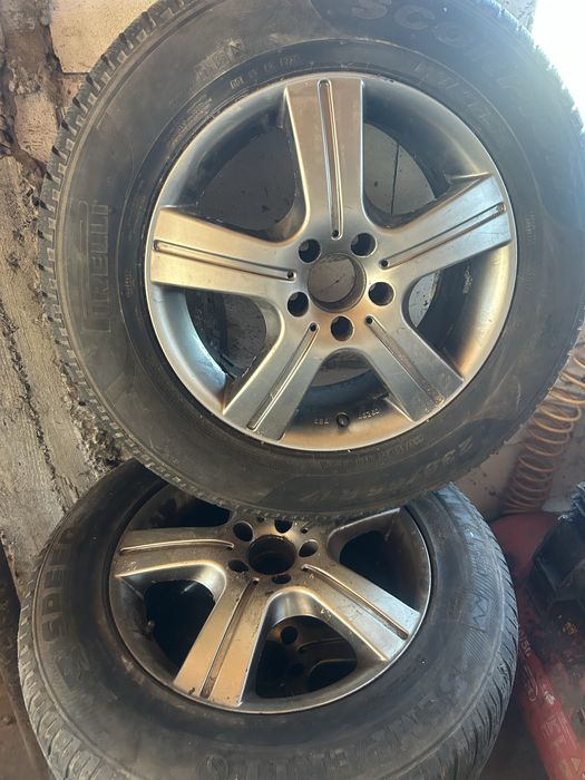 Vînd jante de mercedes ML 235/65/R17