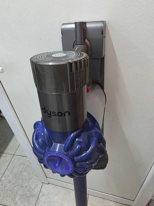 Прахосмукачка Dyson V6 Slim Origin, вертикална, безжична, 0.4 л