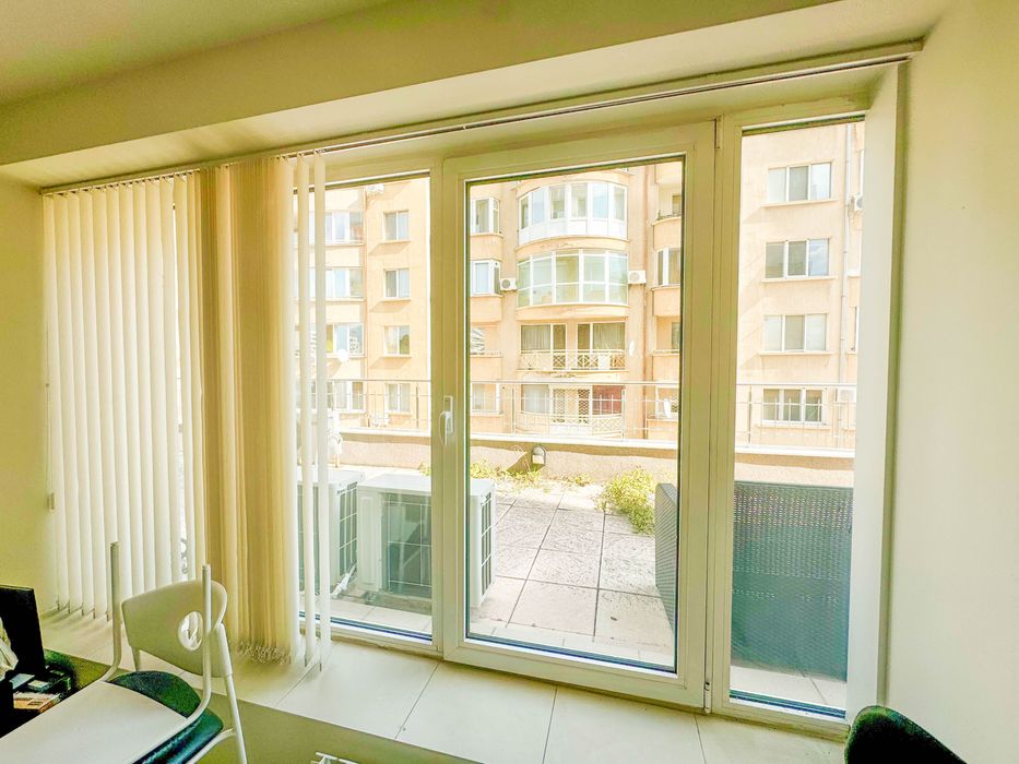 Офис под наем на бул. България