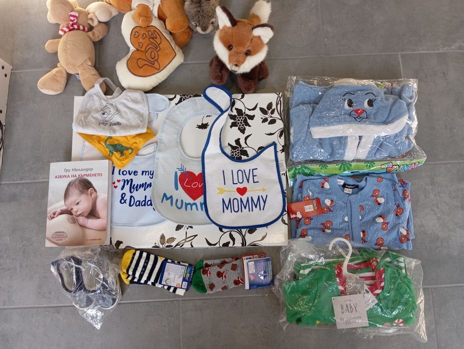 Детски и бебешки дрешки