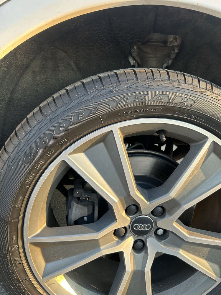 нови гуми  Goodyear