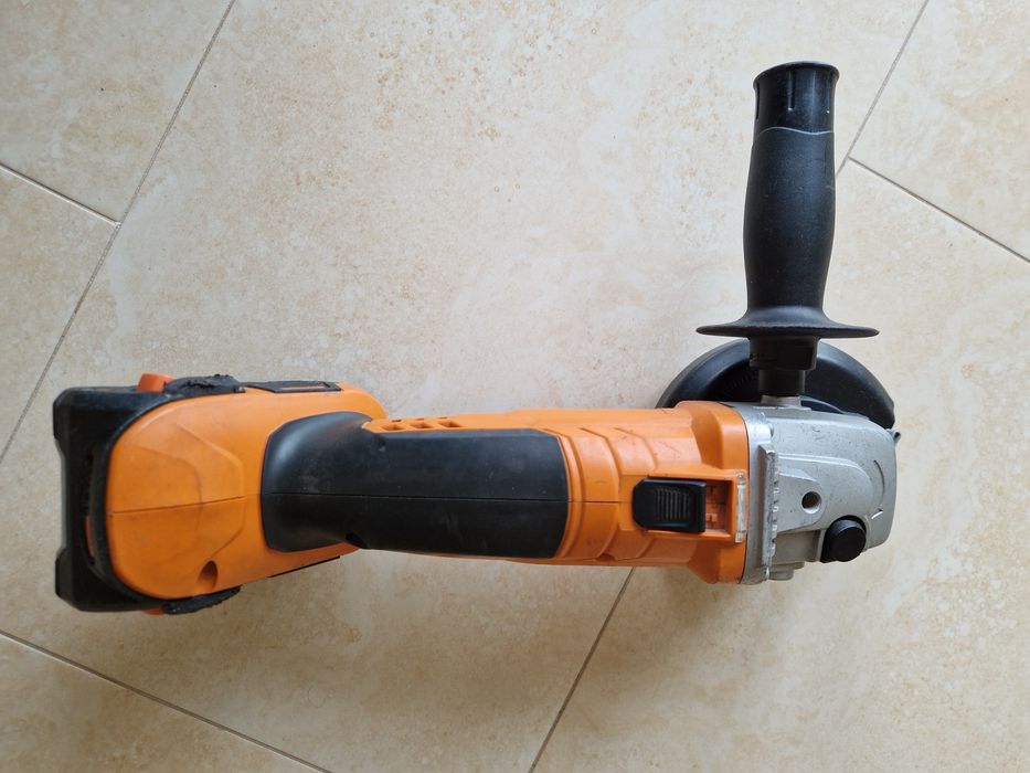 AEG Bews 18-115X / polizor unghiular