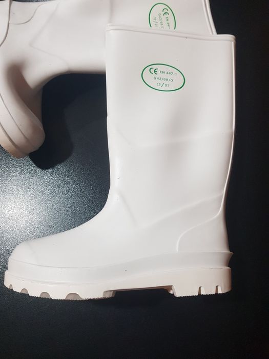 Гумени ботуши само 36 номер