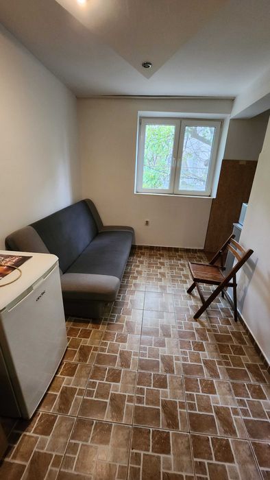 Garsoniera de închiriat