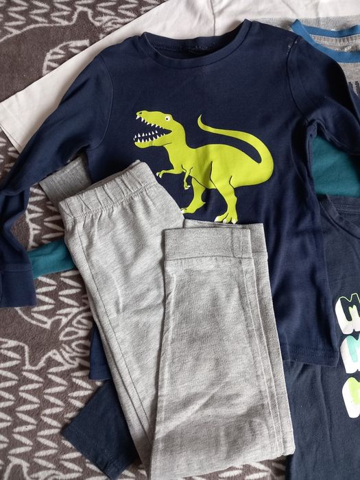 Hainute baiat marimea 98 / 104