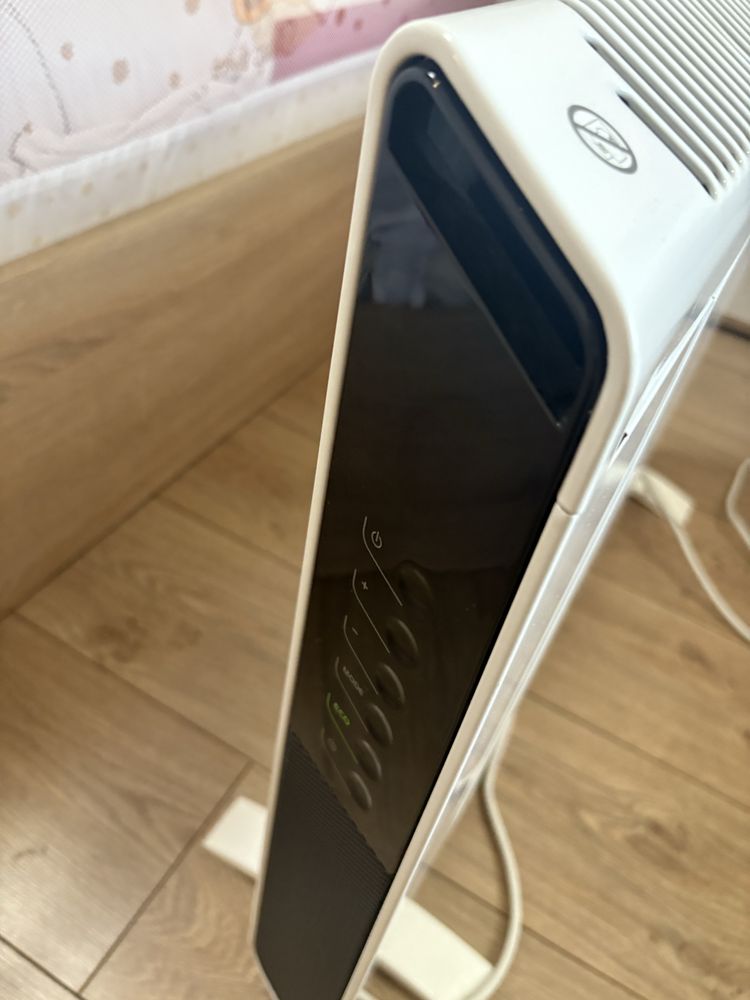 Конвектор DeLonghi