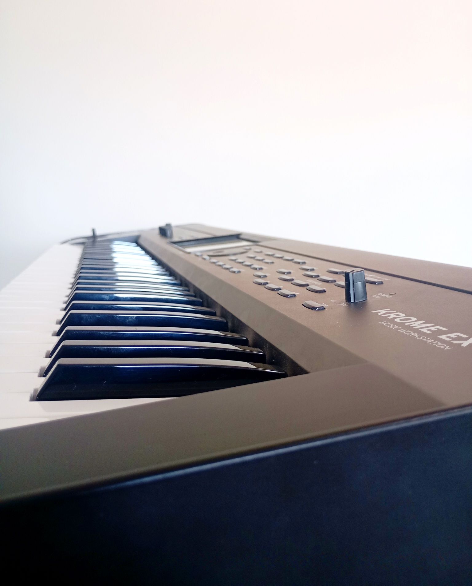 Korg Krome Ex cu set