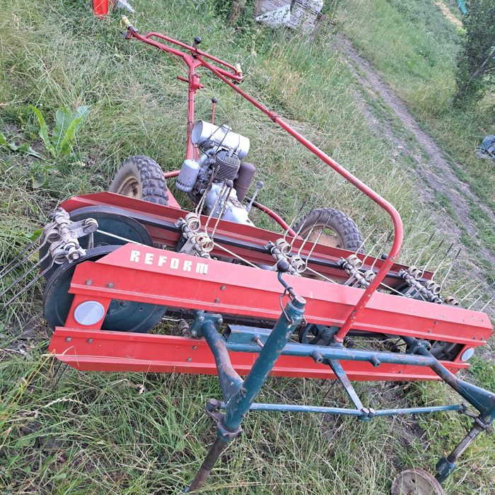 Motogrebla Reform pe curele și pőttinger pe lant