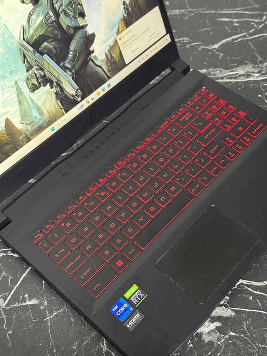 Kuchli Igravoy Noutbuk MSI Thin
