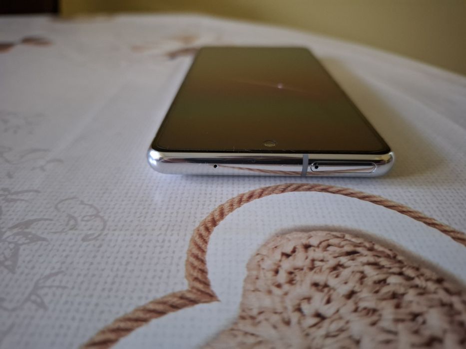 Samsung  Galaxy S20 FE 6GB RAM/128GB  storage